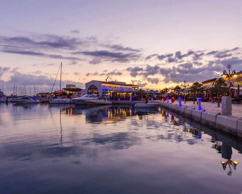 דילים ללימסול - מבט על טיילת לימסול קפריסין - איילה נסיעות